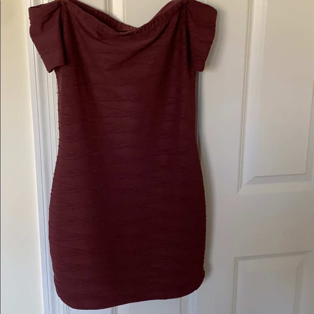 Textured dress - Picture 2 of 3